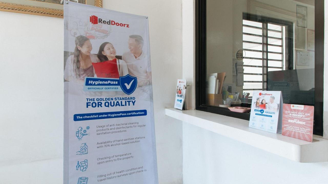 Reddoorz Near Sm Bicutan Hotel Paranaque City Exterior photo