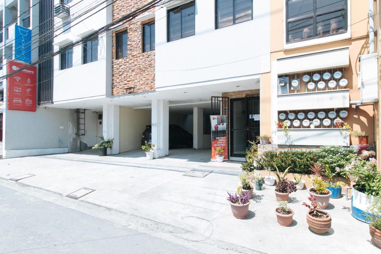 Reddoorz Near Sm Bicutan Hotel Paranaque City Exterior photo