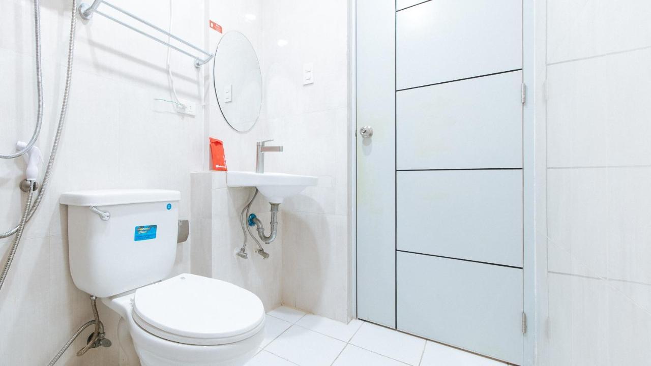 Reddoorz Near Sm Bicutan Hotel Paranaque City Exterior photo