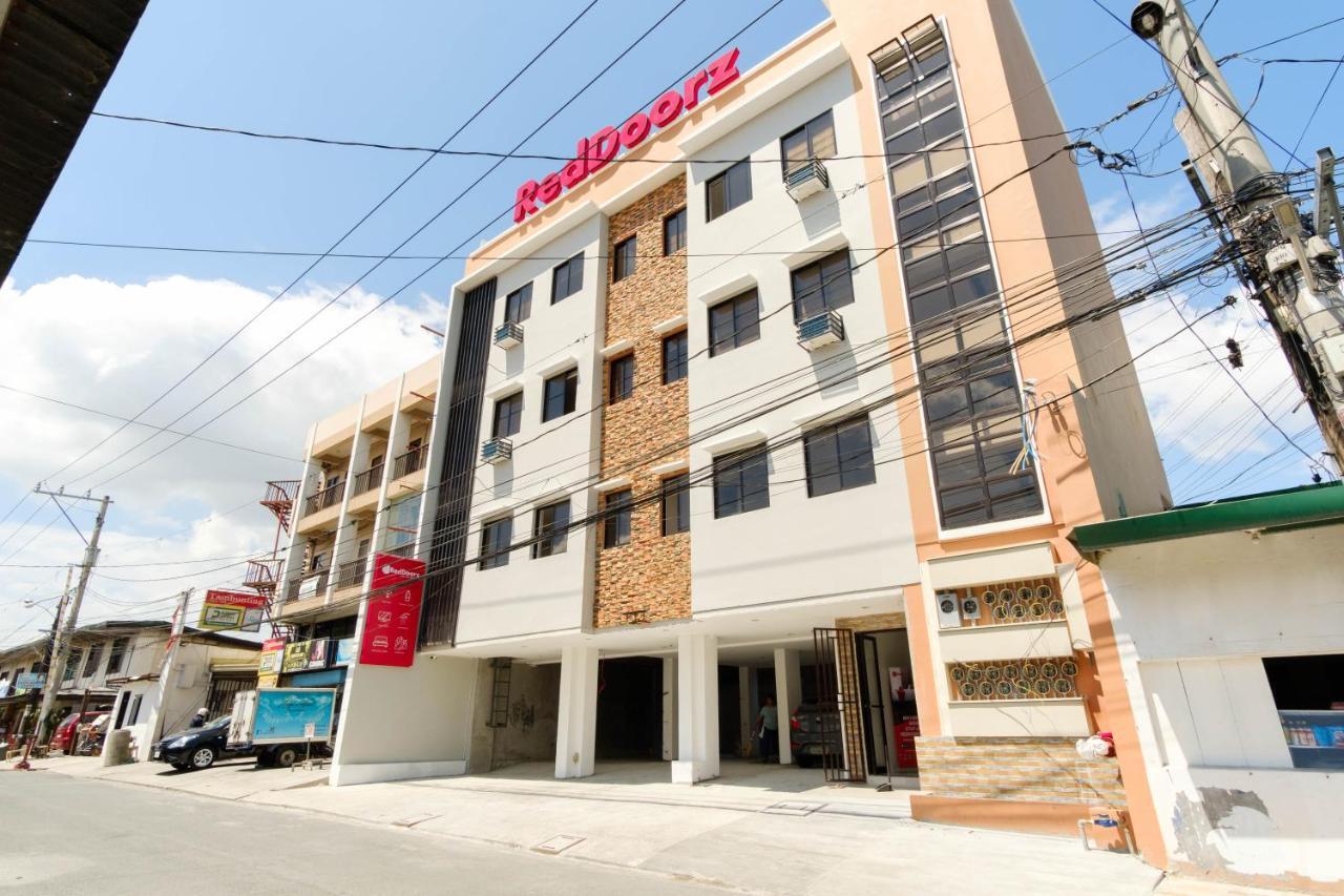 Reddoorz Near Sm Bicutan Hotel Paranaque City Exterior photo